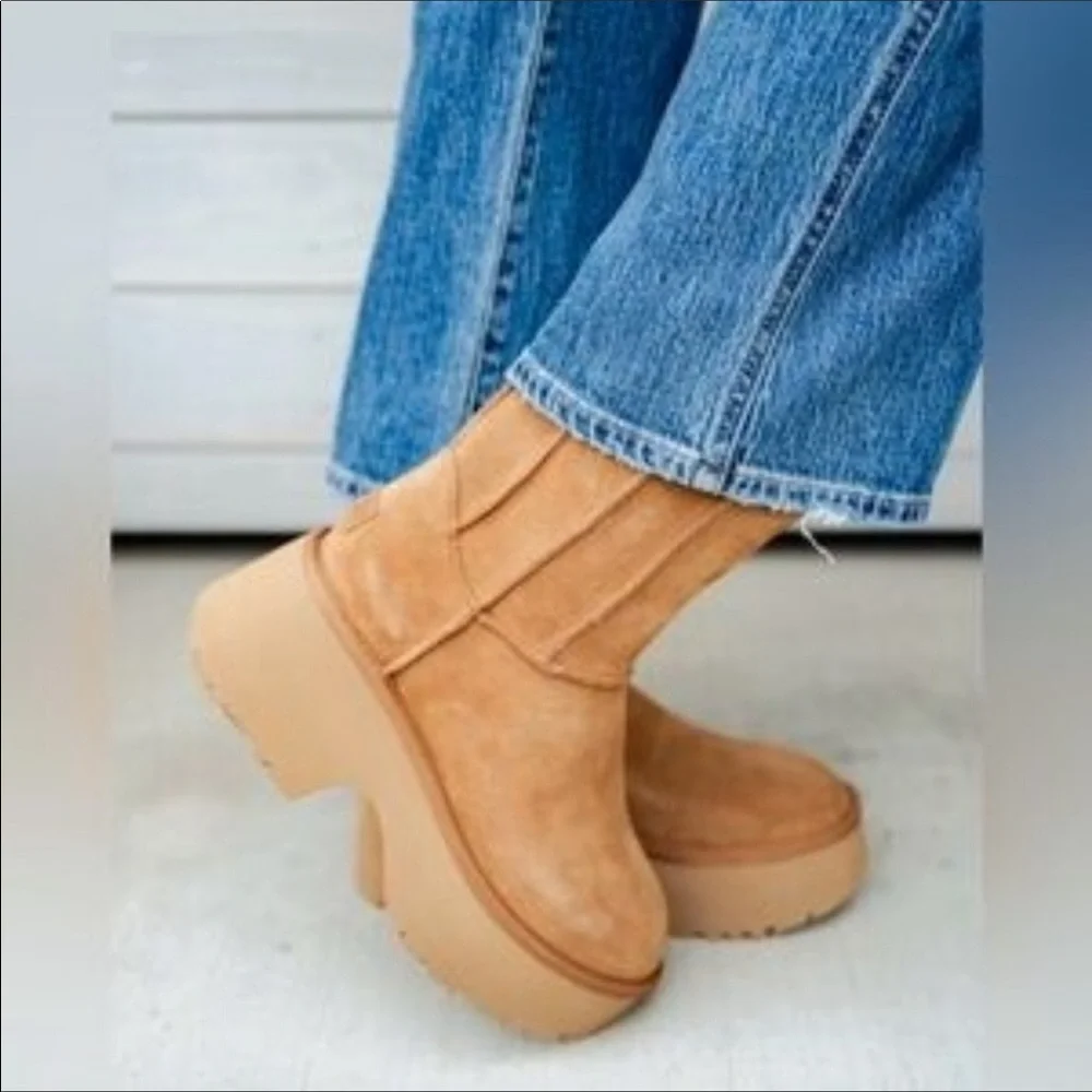 UGG Classic twin heights boots